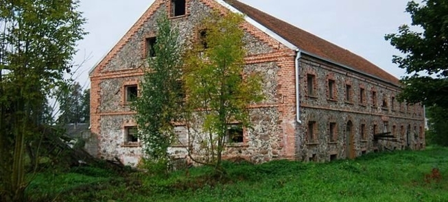 Gižų dvaro sodybos svirnas